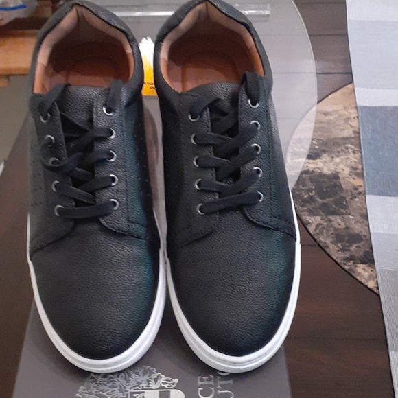 vince camuto boys shoes